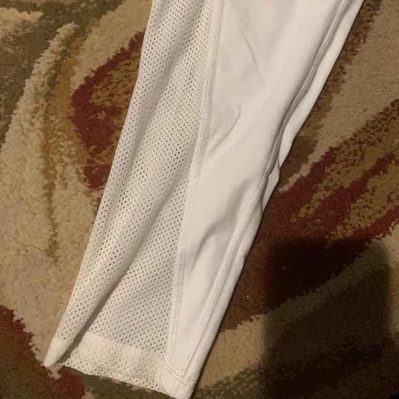 Aerie white high rise leggings medium - Picture 2 of 6
